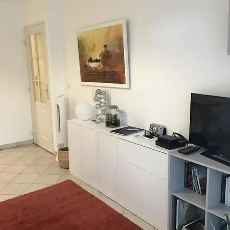 Escale A L Amiraute شقة